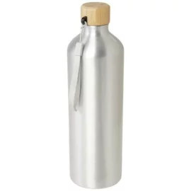 Malpeza butelka na wodę o pojemności 1000 ml wykonana z aluminium pochodzącego z recyklingu z certyfikatem RCS
